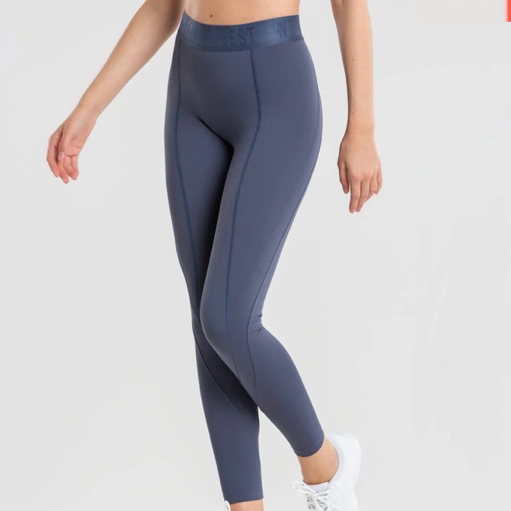 Women’s Best Hold Leggings in Space Gray
